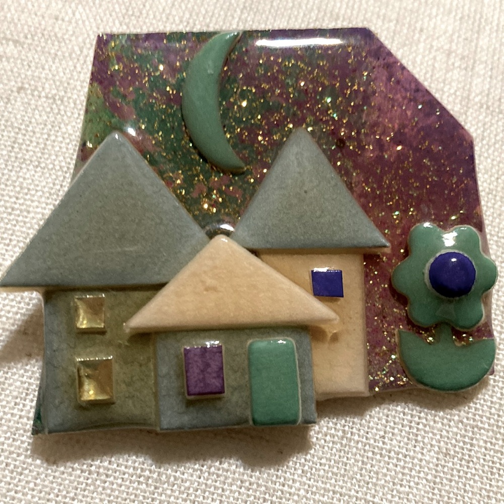Lucinda House Pin